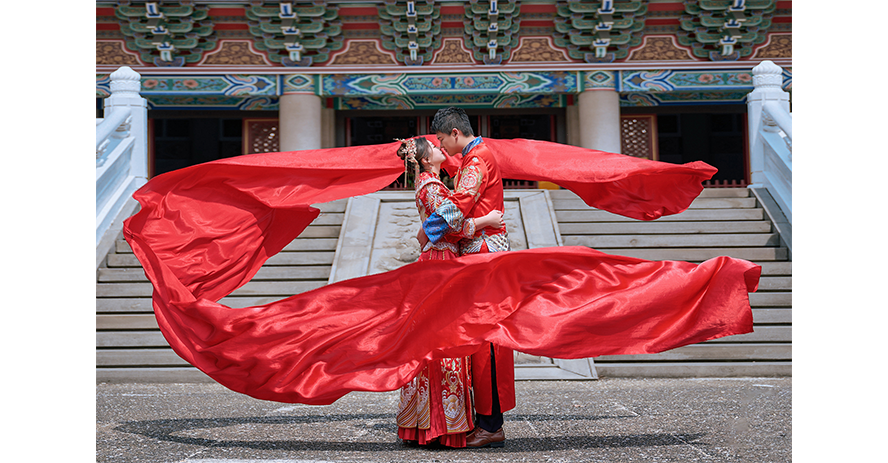 中式禮服風格 推薦 比堤婚紗 推薦客人：永嘉＆佩瑩 中式禮服