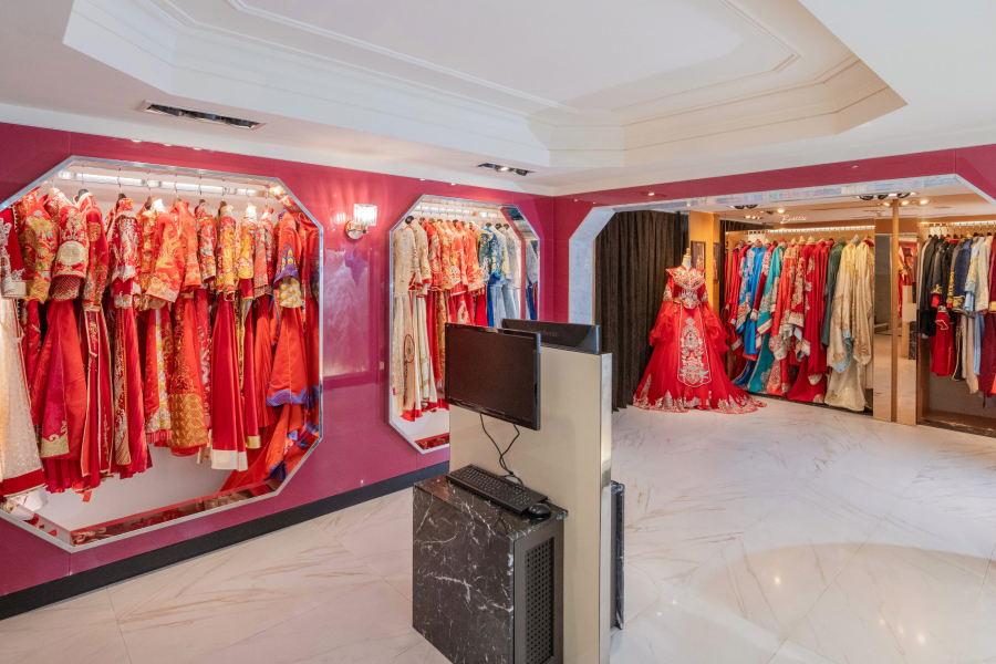 中式禮服款式齊全