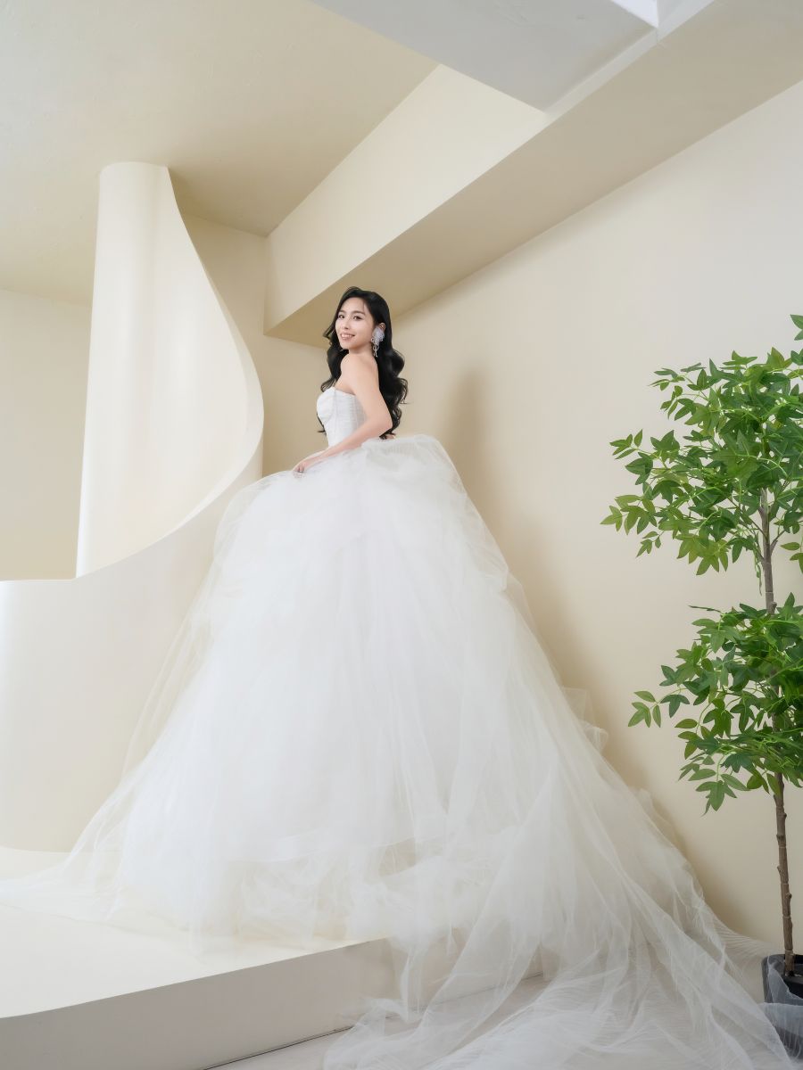 BEATTIE 比堤婚紗禮服 01